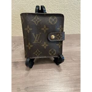 Louis Vuitton Monogram Compact Zippy Wallet